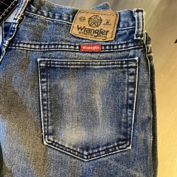 Vintage Wrangler Highwaisted Distressed Bootcut Jeans Made In USA - Picture 3 of 4